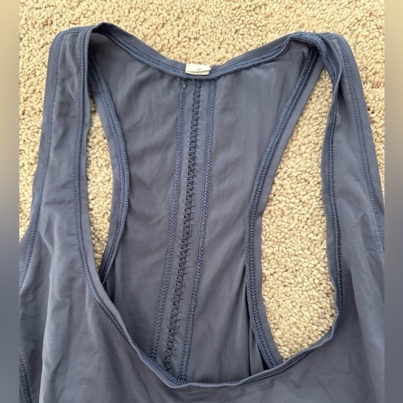 Lululemon- Charcoal Sculpt it Singlet Active Wear Work Out Tank Top - Picture 8 of 9